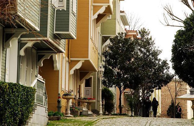 Historic Sultanahmet lane rented out for hotel complex