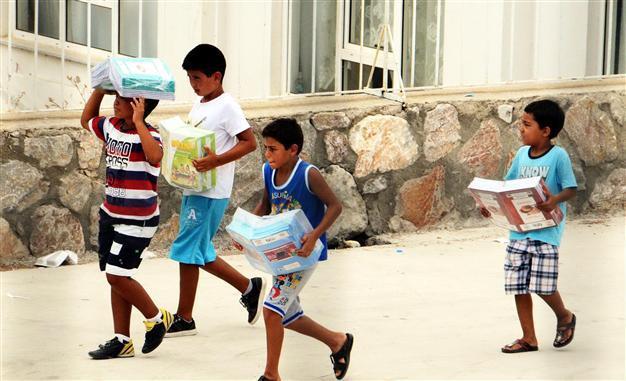 Students told to carry boxes to school in Turkey’s Bodrum