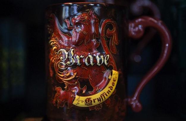 Griffins and grapes