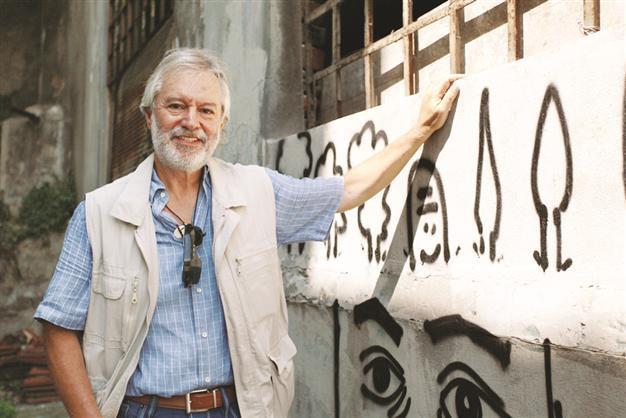 A businessman, fan of the art of writing