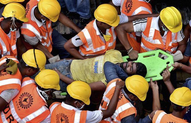 Death toll in India building collapse hits 42