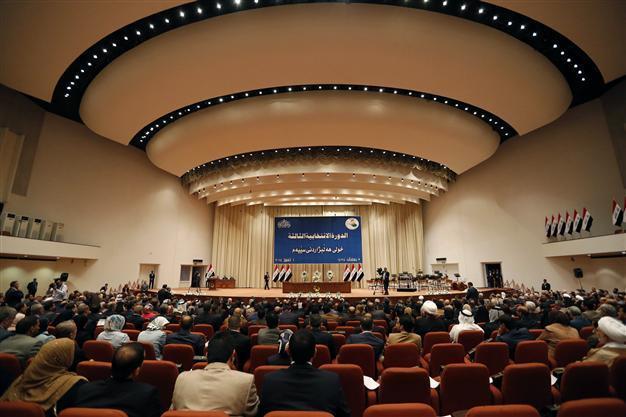 Top Iraq cleric says lack of new government regrettable failure