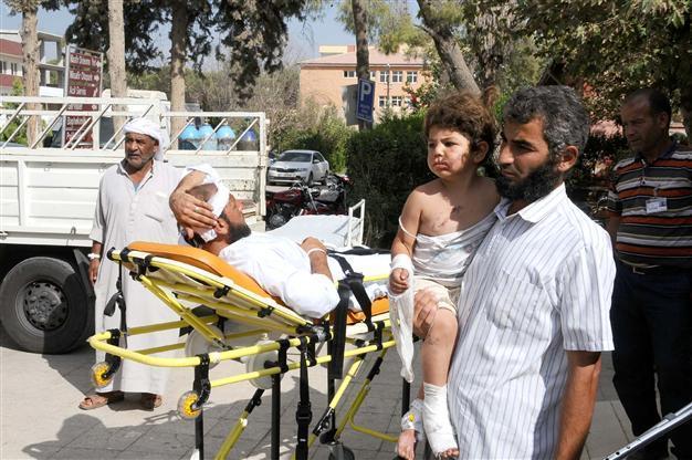 Syrian doctors, nurses to treat Syrian patients in Turkey