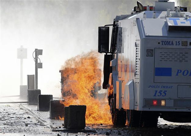Turkish civil society groups condemn violence, call for ‘common sense’