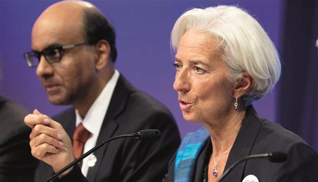 World economies warn of global risks, call for bold action
