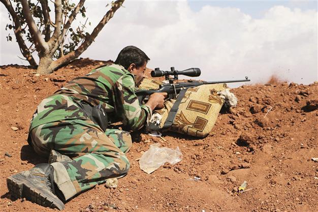 Pitched battles between ISIL and Syrian Kurds cause alarm along Turkish border