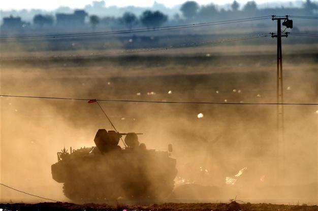 Turkey calls on US to intensify airstrikes against ISIL in Kobane