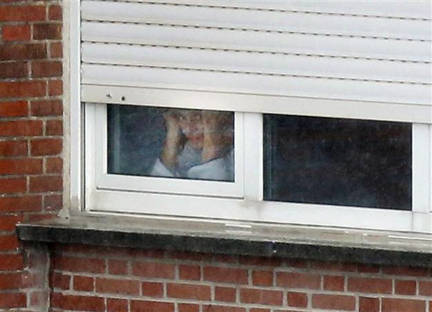 US warns Ebola could become next AIDS amid fears for Spanish nurse