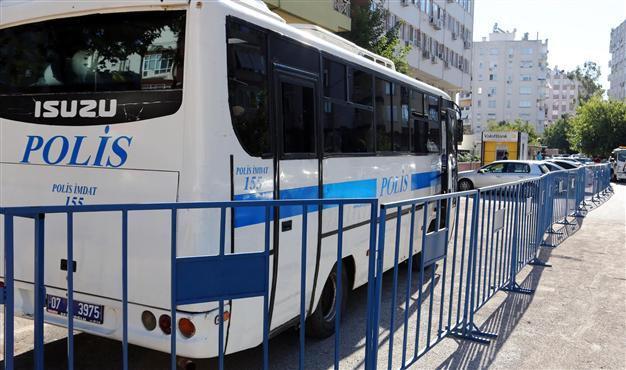 Turkey orders new arrests of top police in eavesdropping probe
