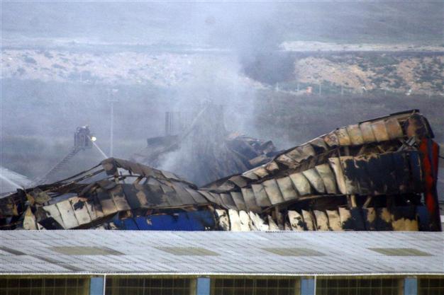 Fire in Istanbul’s largest customs area causes damage