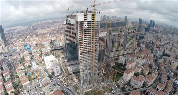 25 people accused of reckless killing of 10 workers at Istanbul construction site