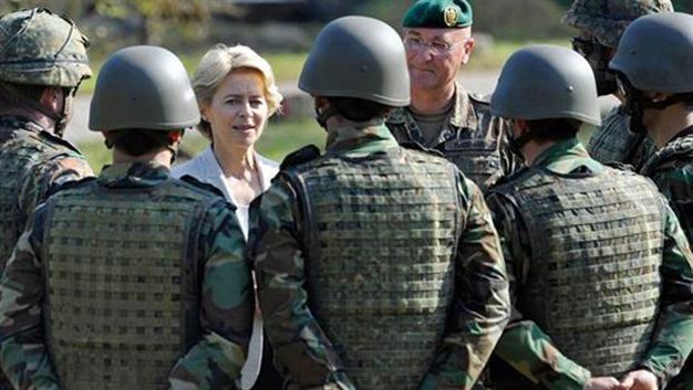 Germany mulls expanding military support to Iraqi Kurds