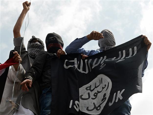 Pakistani Taliban declare allegiance to ISIL and global jihad