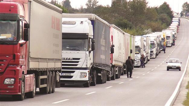 Turkey plans to renovate custom gates at borders