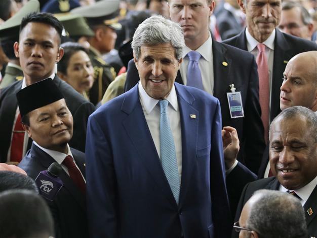 Kerry in Southeast Asia seeking support against ISIL
