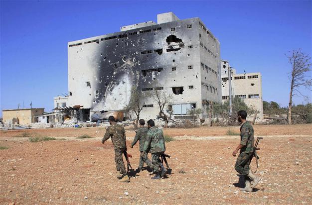 ISIL attack on Syria oil field kills 30: monitor
