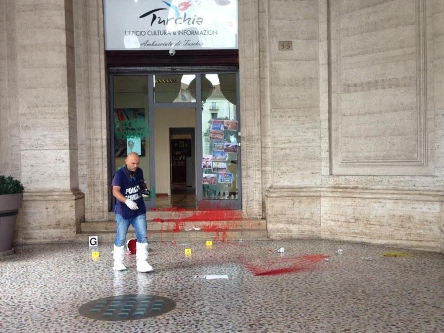 PKK members ‘throw smoke bomb’ at Turkish Culture Ministry office in Rome