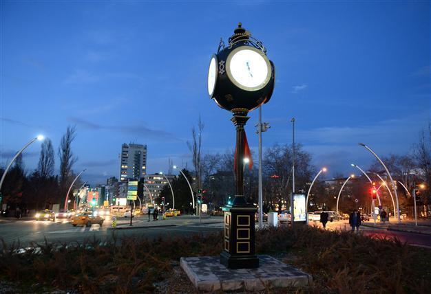 Clocks to be turned back by one hour on Oct 26