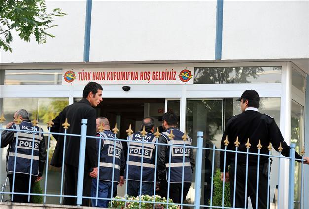 Head of Turkey’s aviation association detained over leak of confidential information