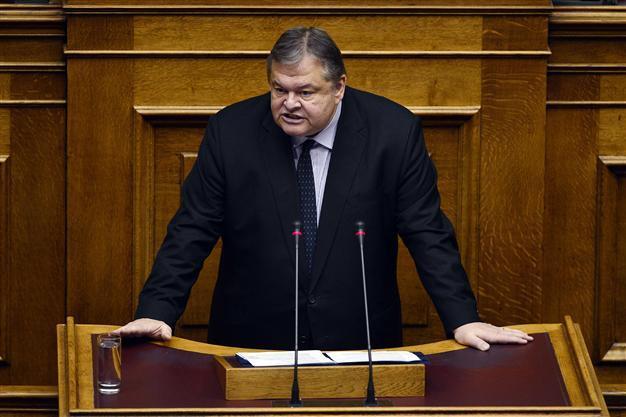 Greek FM to visit Turkey amid crisis in Cyprus talks