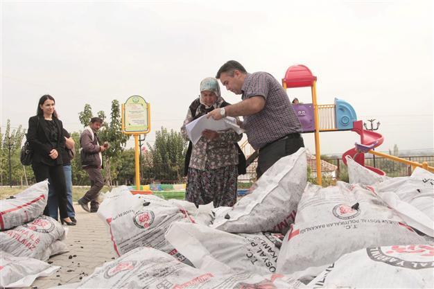 Turkey has distributed aid to 3 million people in 2014
