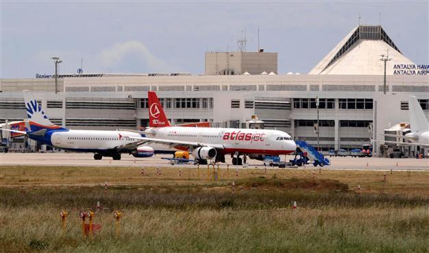 Turkey’s Atlasjet in $3 bln provisional Airbus jet order