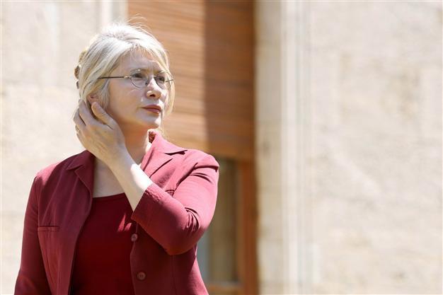 Leading dissident resigns from main opposition CHP