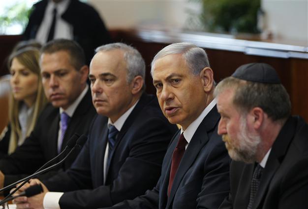 Israel approves law to ease conversion to Judaism