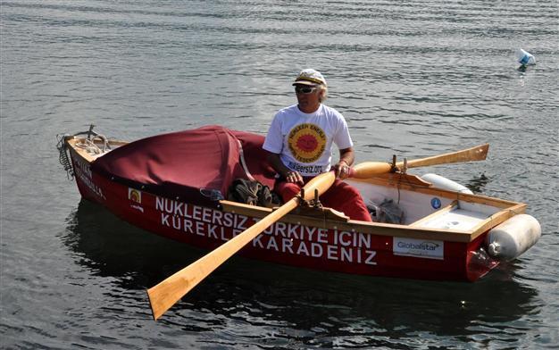 Activist completes paddle against nuclear plants along Black Sea coast