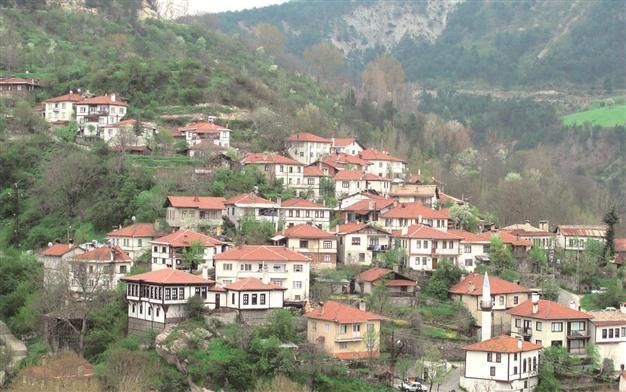 Service with a smile in charming Göynük