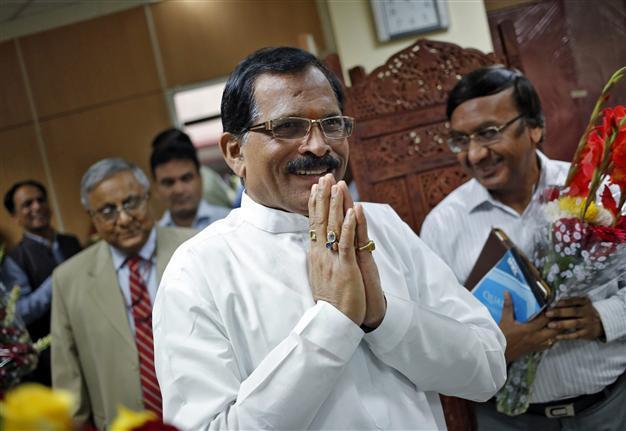 India gets minister for yoga and traditional medicine