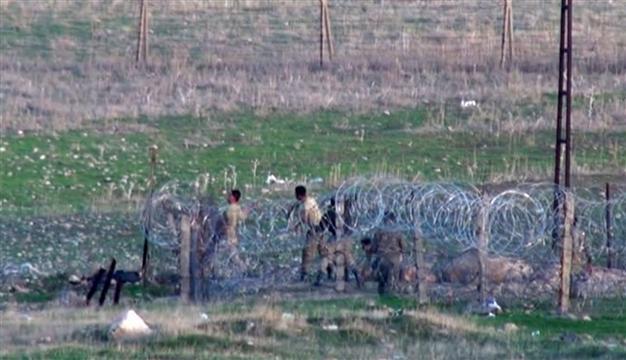 Turkish soldiers retaliate against stone-throwing children in kind