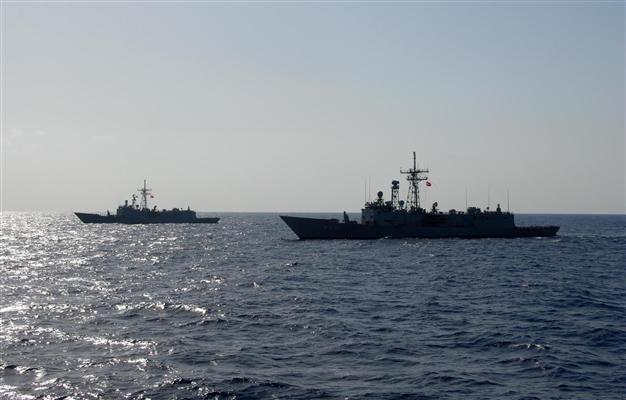 Greek, Turkish navies play cat-and-mouse on Aegean