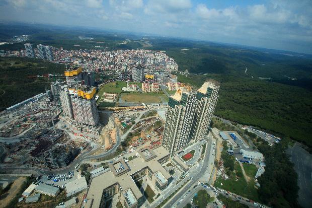 Keep calm and carry on building: A guidebook for crooked contractors to trick the law in Turkey