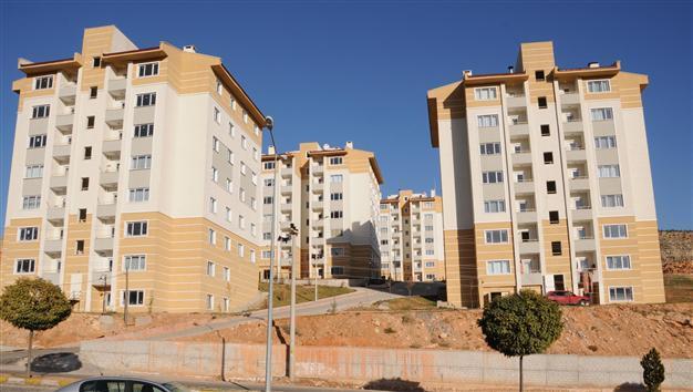 Ruling AKP deputy buys apartment built for low-income people in eastern Turkish province