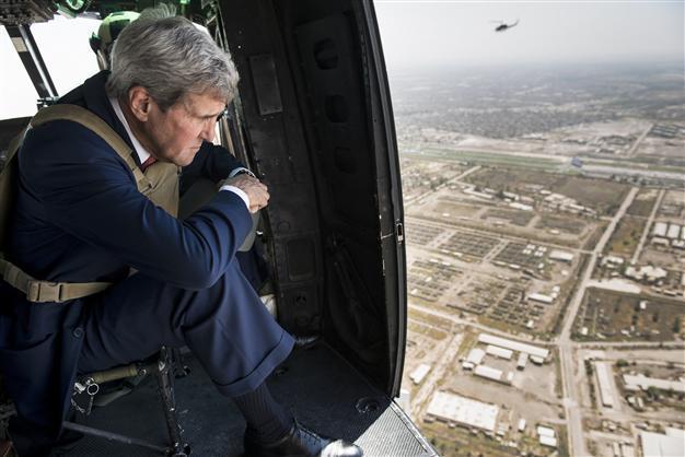 Kerry holds Iraq talks on US strategy against jihadists