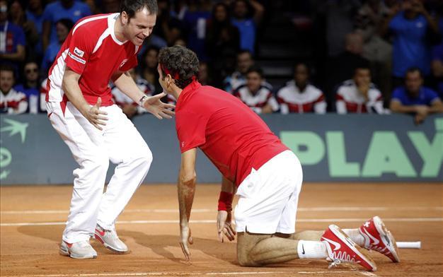 Vintage Federer seals first Davis Cup for Switzerland