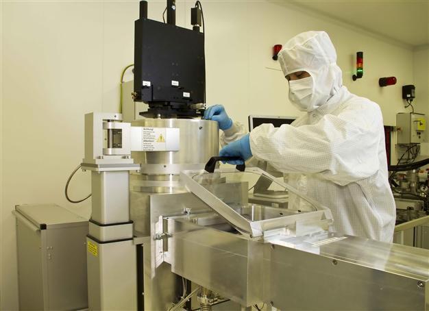 Turkeys ASELSAN to develop battery for electric cars with IBM