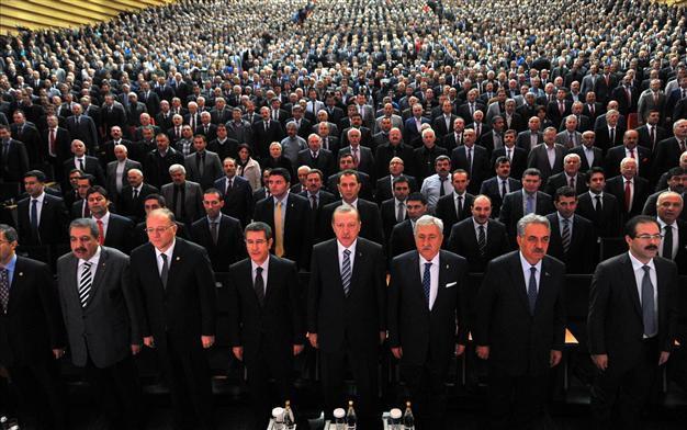 Turkish President Erdoğan bestows tradesmen with policing mission