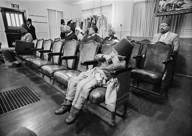 Photos from pre-digitalization era go on display