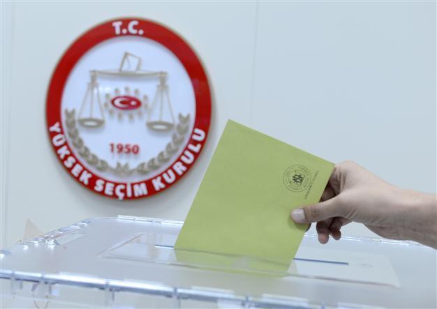 Foreign Ministry and Electoral Council in talks to ease appointment system for 2015 elections