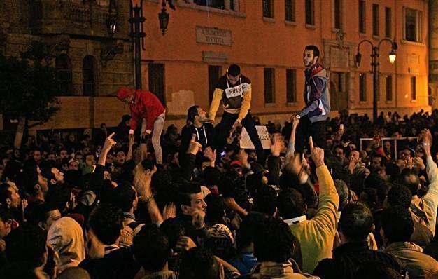 Egypts Mubarak could get early release: lawyer