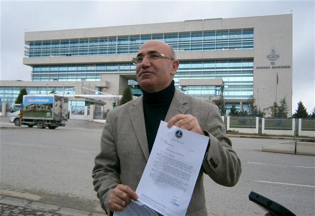 Turkish main opposition MP applies to constitutional court for removal of gag ban