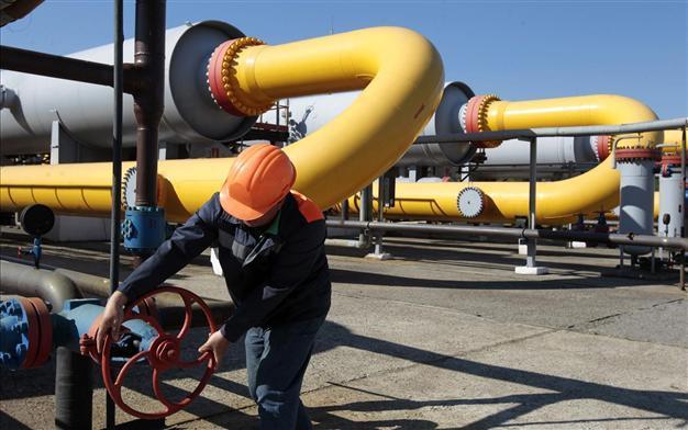Ukraine receives first Russian gas since June cut