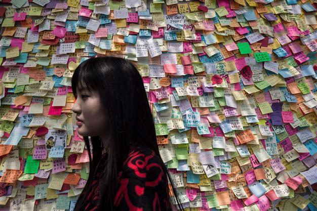 Hong Kong protesters to rebuild Lennon Wall
