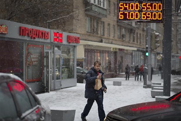 Russian rouble hits new low, stocks down at market opening