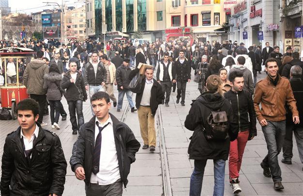 Umbrella upturns: Growth slows, unemployment soars in economy