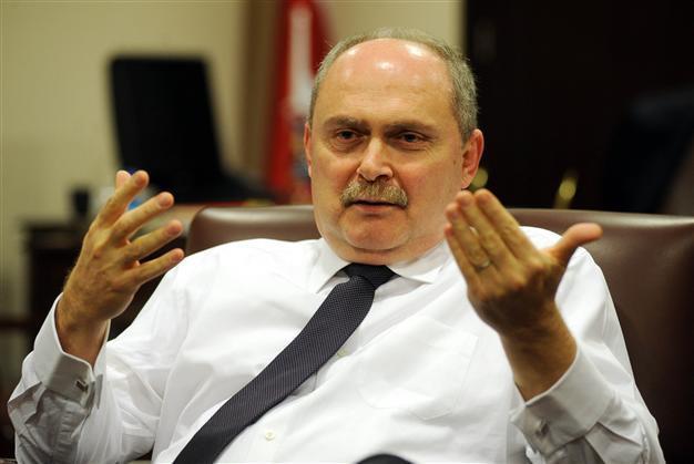 Top Turkish official visits Russia to talk Syria, Iraq and Ukraine