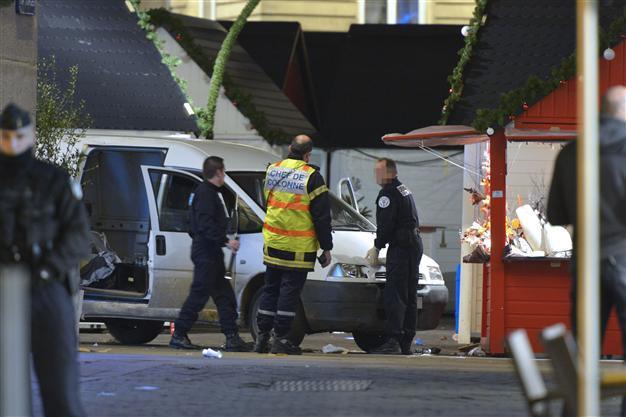 Ten injured as attacker rams van into French Christmas market