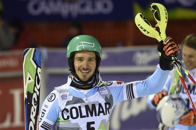 Alpine skiing-Neureuther leads German one-two in last slalom of 2014